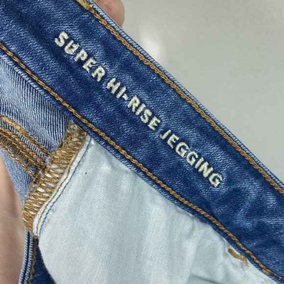 American Eagle Super Hi-Rise Jegging Size 4 Short High Waist Stretch Jeans Denim - Picture 7 of 11